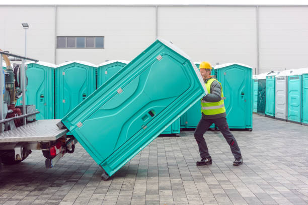 Best Porta potty delivery and setup  in Lockport, NY